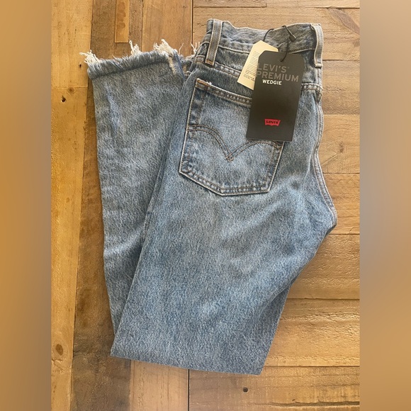 Women’s High Rise Wedgie Jean Size 24 - Picture 1 of 4